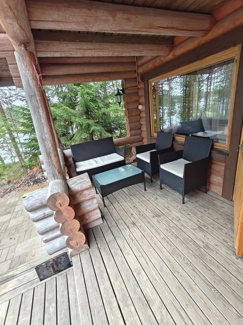 Kalliorinteen Mökit Ruskapirtti Chalet in Finland