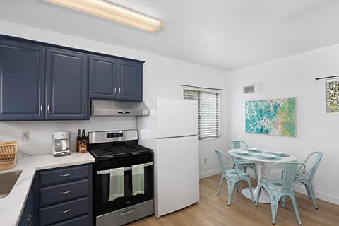 Designer Poolside 1Bed1Bth Retreat Apartment in La Mesa