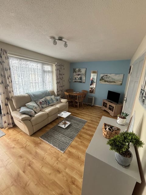 Hillview 1st floor apartment Apartment in Brean