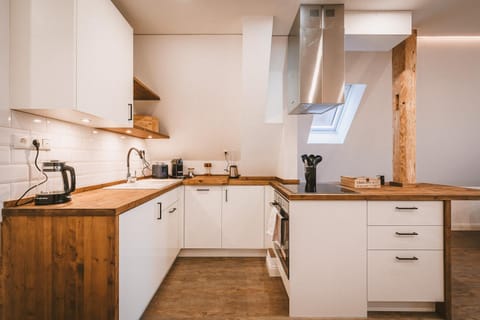 Coffee/tea facilities, Kitchen or kitchenette, dishwasher, pet friendly, stove, toaster