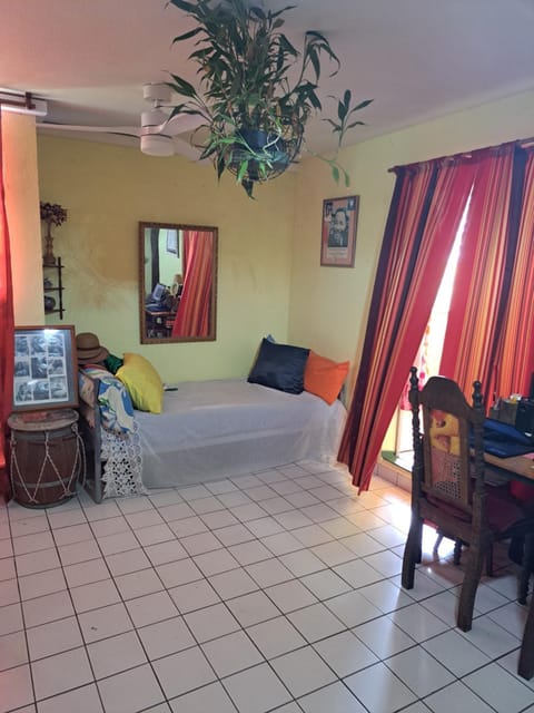 COLOCATION CITE URBAINE Vacation rental in Les Abymes