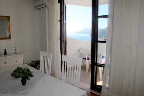 Balcony/Terrace, Living room, Sea view