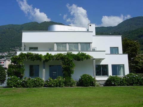 Casa Navegna House in Locarno