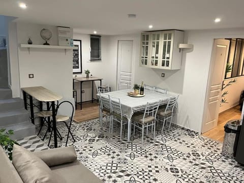 B0 Appart 2022 - 10min PARIS/EXPO - 5 rooms/6 beds Apartment in Île-de-France