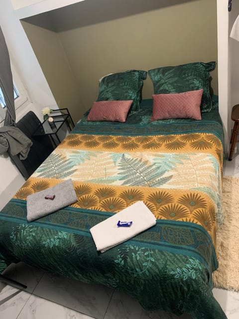 Charmant Studio dans maison Apartment in Île-de-France