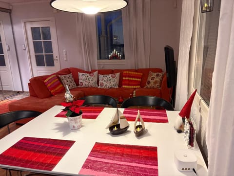 Talo Merikarvian keskustassa lähellä Merta! Apartment in Finland