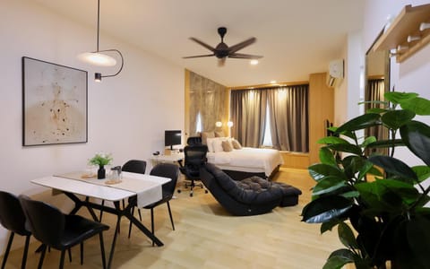 Living room, Photo of the whole room