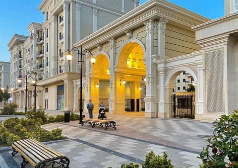 Property building, Facade/entrance