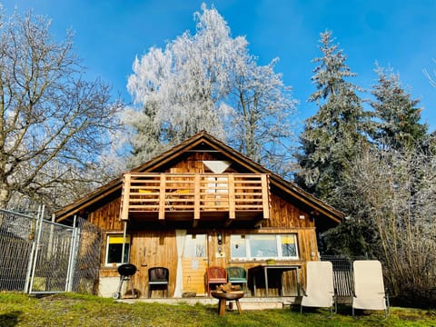 Property building, Day, Natural landscape, Garden, Garden view