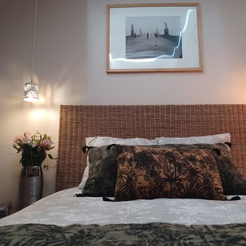 Serenity Indepedent Suite near to Disneyland & Paris Bed and Breakfast in Bussy-Saint-Georges