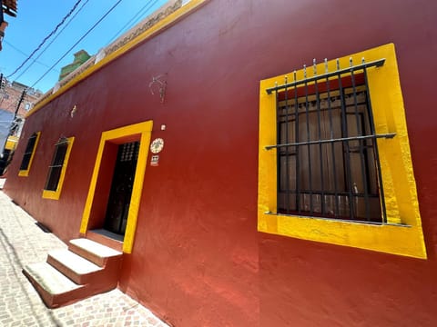 Facade/entrance, Living room