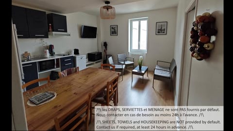 Communal lounge/ TV room, Kitchen or kitchenette, Dining area