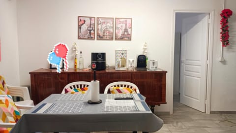 Bienvenue à PARIS - Appartement confortable, grande terrasse privée au calme, parking gratuit Apartment in Vitry-sur-Seine