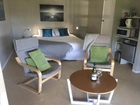 The Pacific Room, Tapeka Point Bed and Breakfast in Northland