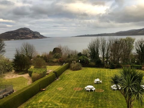 The Arran Lodge & Arran Sleep Huts Hotel in England