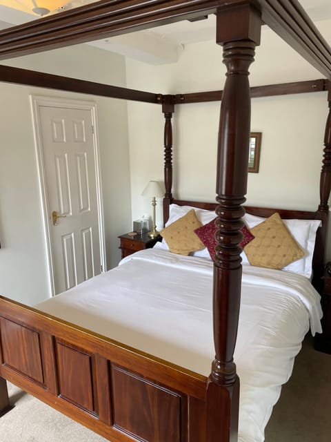 Corncroft Guest House Bed and Breakfast in West Oxfordshire District