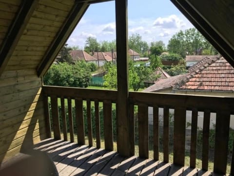 View (from property/room), Balcony/Terrace