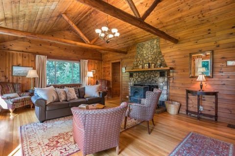 Carrie's Escape House in Black Mountain