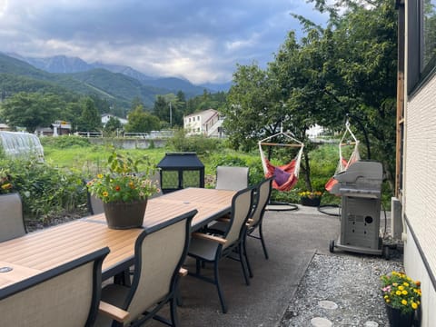 Patio, Natural landscape, Garden, Balcony/Terrace, Garden view, Mountain view