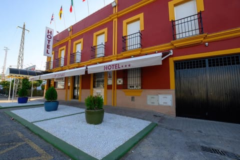 Property building, Facade/entrance, Off site, Day, Lobby or reception