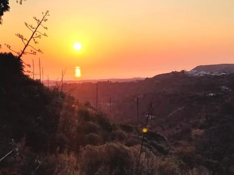 Natural landscape, Mountain view, Sea view, Sunrise