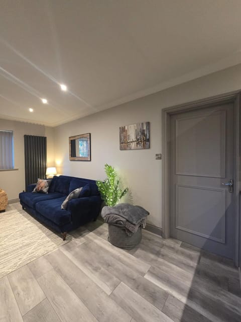 Countryside Apartment nr. Dore Train station Apartment in Sheffield