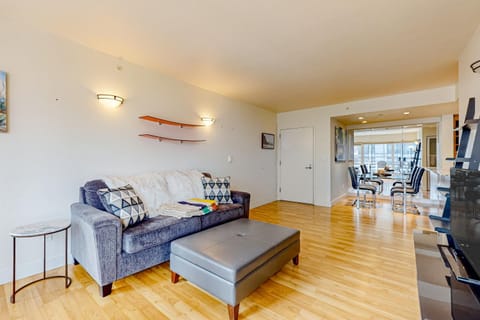 Puget Sound Place Apartment in Pike Place Market