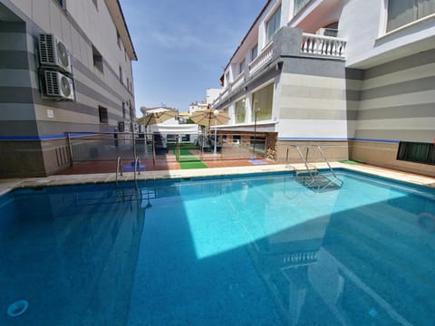 Day, Pool view, Swimming pool
