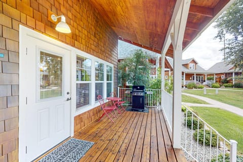 Serenity Bungalow House in Dover