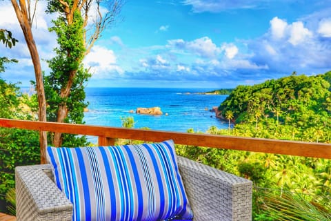 Natural landscape, Balcony/Terrace, Seating area, Sea view