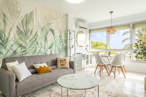 View (from property/room), Living room, Dining area
