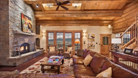 View (from property/room), Living room, Seating area, furniture