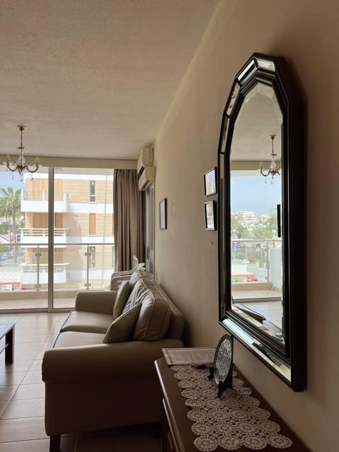Balcony/Terrace, Living room, Seating area