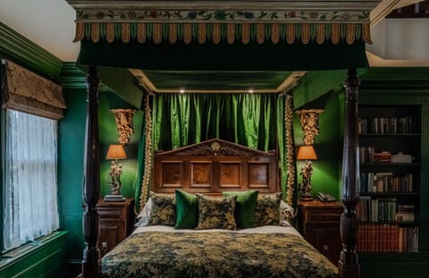 Bed, Decorative detail, Bedroom