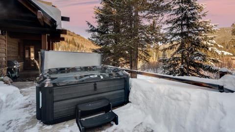 Winter, Hot Tub, View (from property/room)