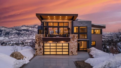 Property building, Winter, Mountain view