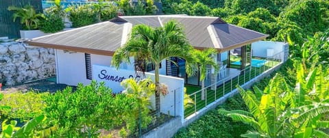 Property building, Natural landscape, Bird's eye view, Garden, Pool view, Swimming pool