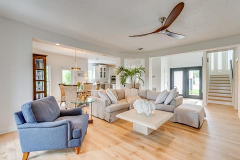 Luxe Gulf Breeze Home with Patios - 4 Mi to Beaches! House in Gulf Breeze