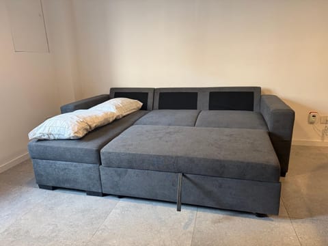 Claudio Vaticano Home Apartment in Rome