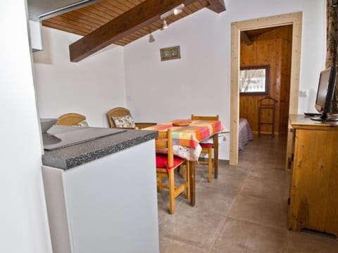 Appartement 2 pièces avec Wi-Fi et parking à Saint-Chaffrey - FR-1-762-22 Apartment in Briançon