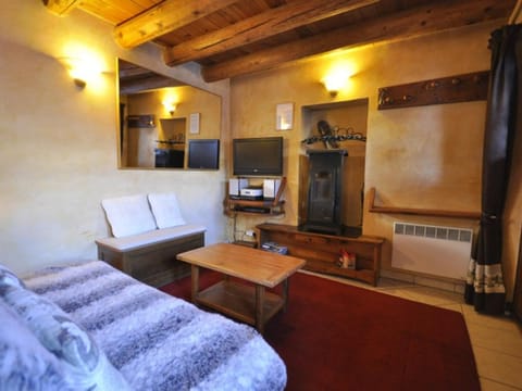 Charmant 2 pièces avec poêle, proche des pistes et navette gratuite - Serre Chevalier - FR-1-762-24 Apartment in Saint-Chaffrey