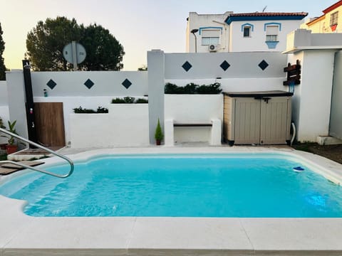 Apartamento situado a 3minutos del PTA campanillas Apartment in Malaga