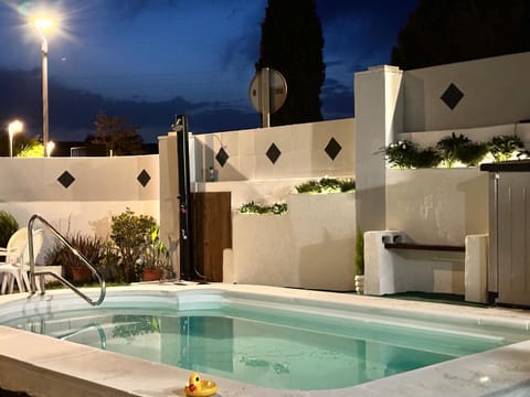 Apartamento situado a 3minutos del PTA campanillas Apartment in Malaga