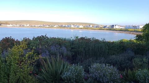 Natural landscape, Balcony/Terrace, Sea view