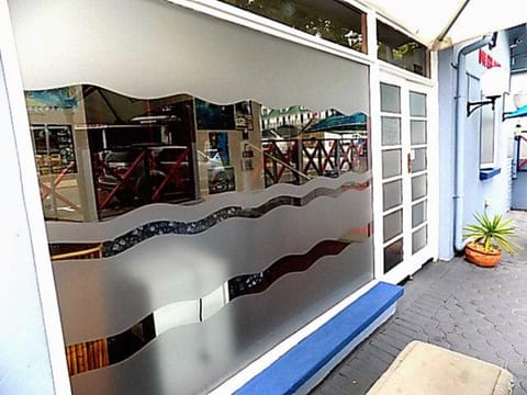 Shark shacks Capsule hotel in Western Cape