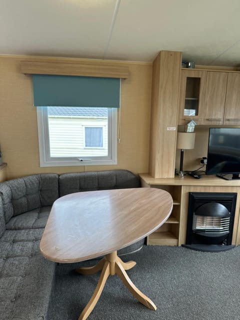 Newquay Bay Porth Caravan - 8 Berth Campground/
RV Resort in Newquay