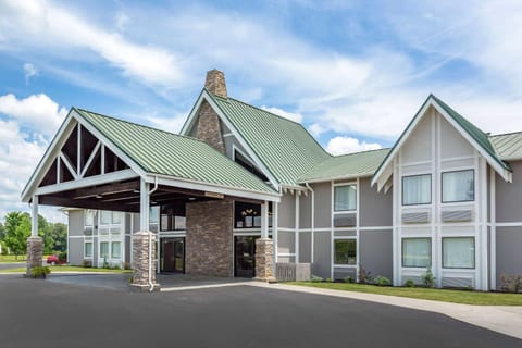 Property building, On site