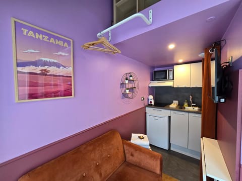 3G- Studio tout équipé avec cuisine proche Paris Apartment in Issy-les-Moulineaux