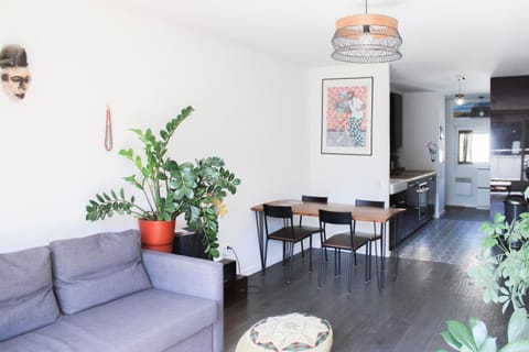 Spacious haven of peace with beautiful decoration Apartment in Aubervilliers