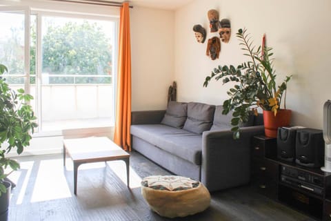 Spacious haven of peace with beautiful decoration Apartment in Aubervilliers